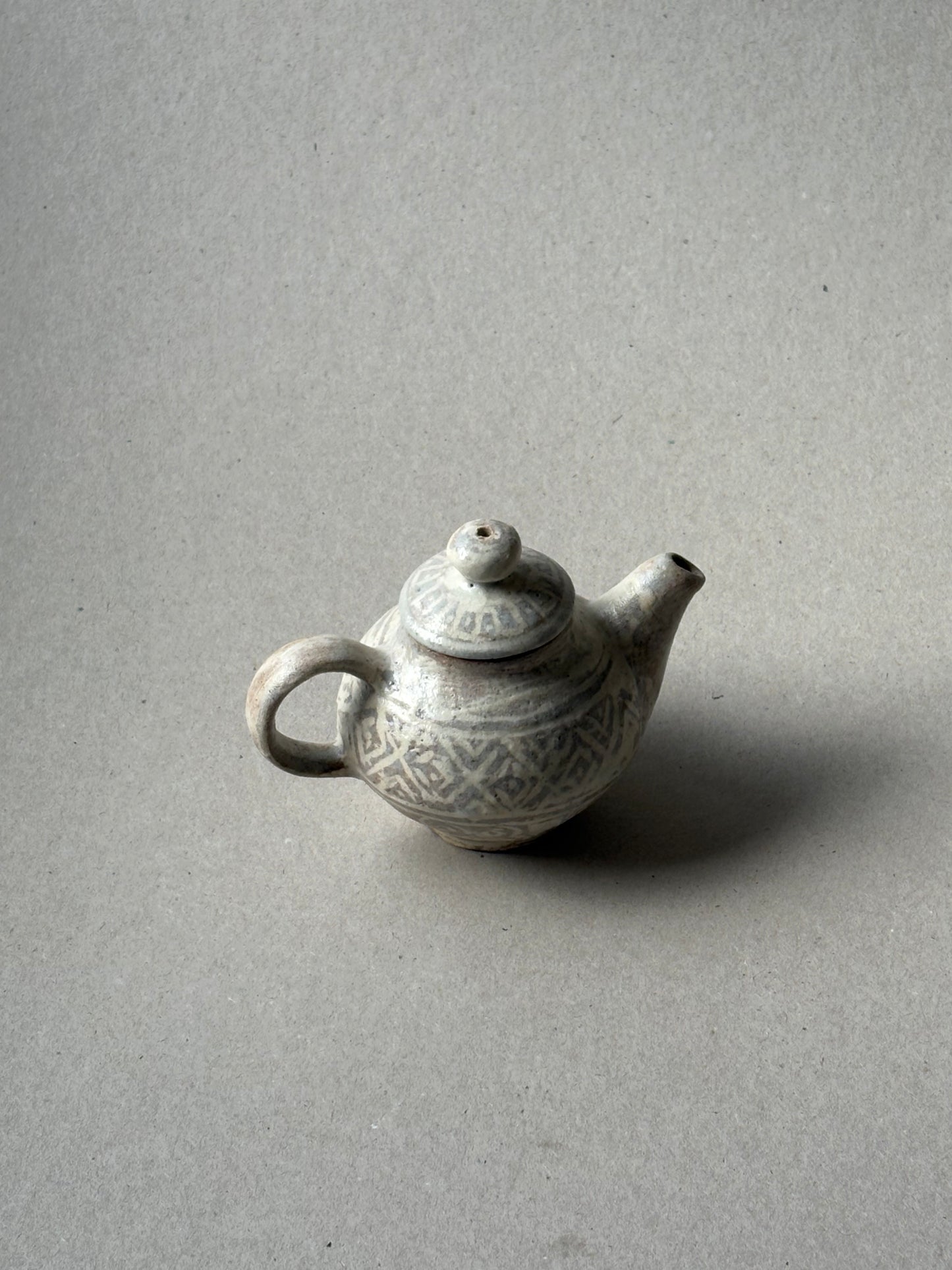 Buncheong Inlaid teapot