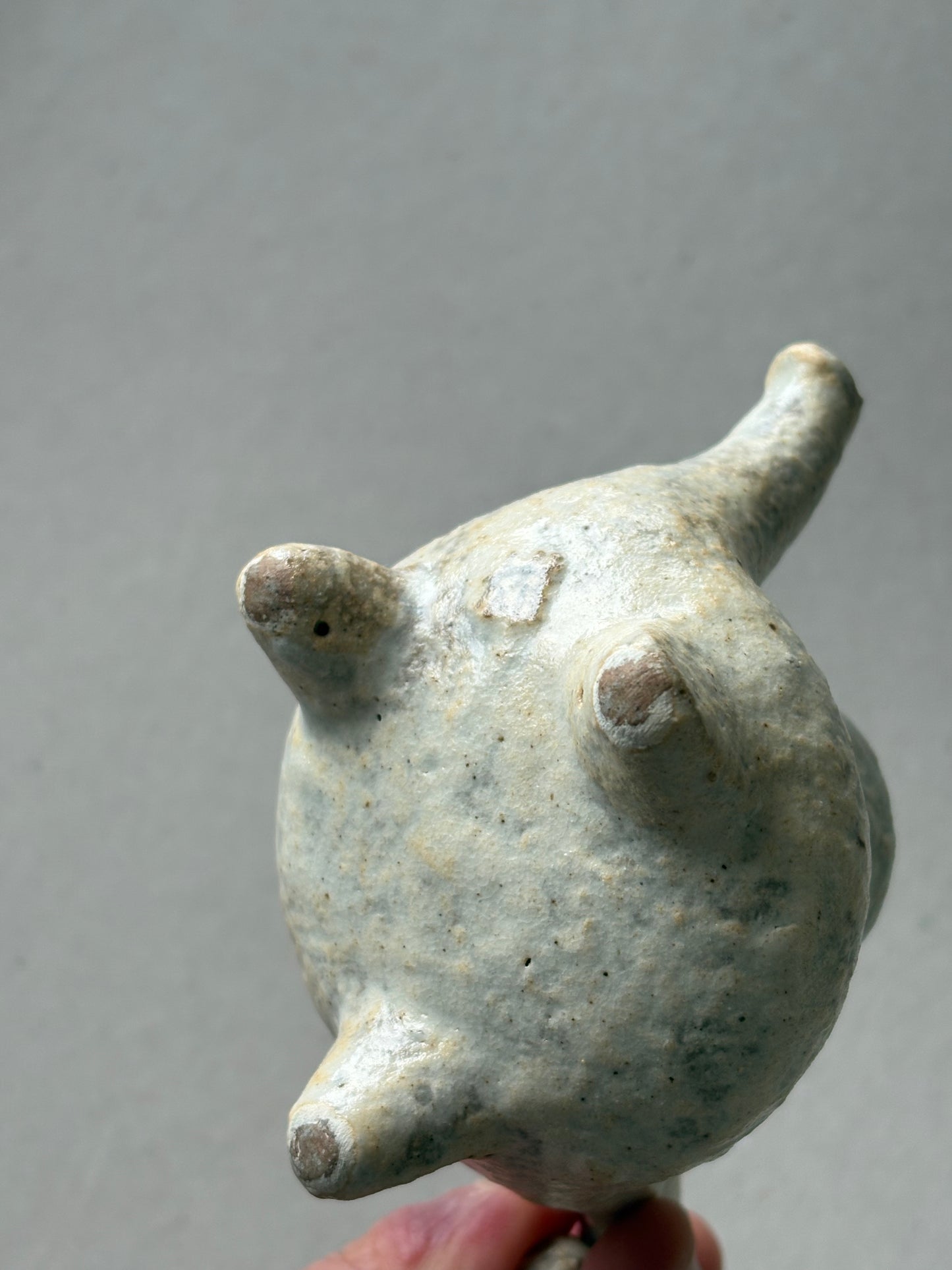 Three legged tea pot