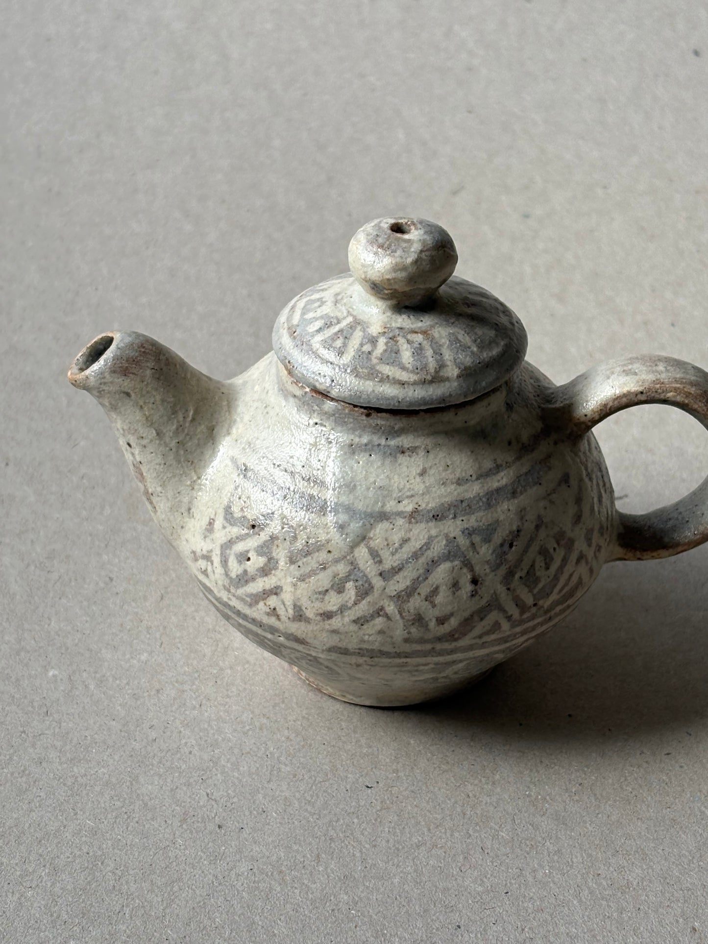 Buncheong Inlaid teapot