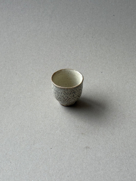 Inlaid tea cups